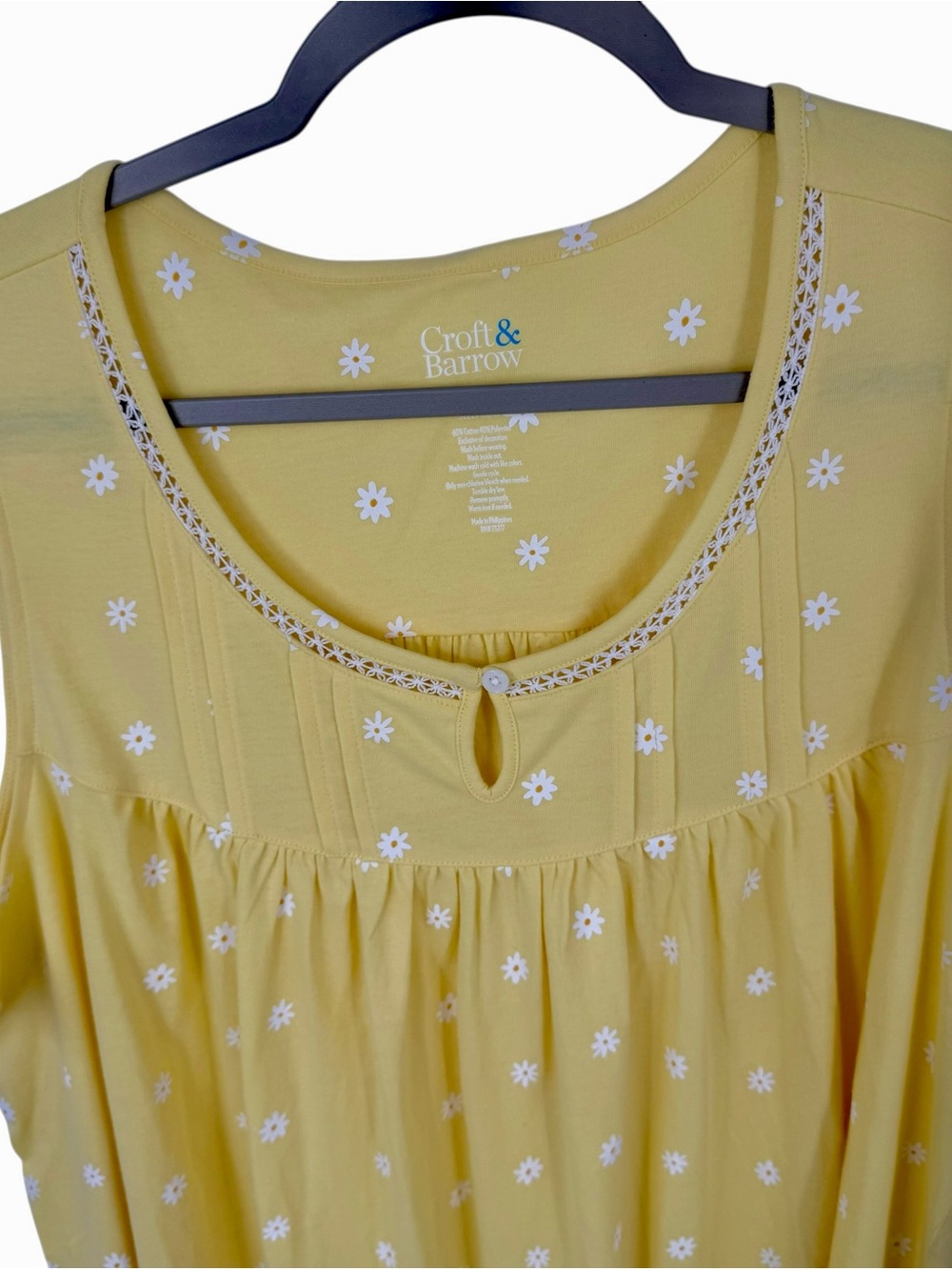 Croft & Barrow Sleeveless Nightgown Size 1X Yellow White Daisy print NWT - Picture 3 of 7